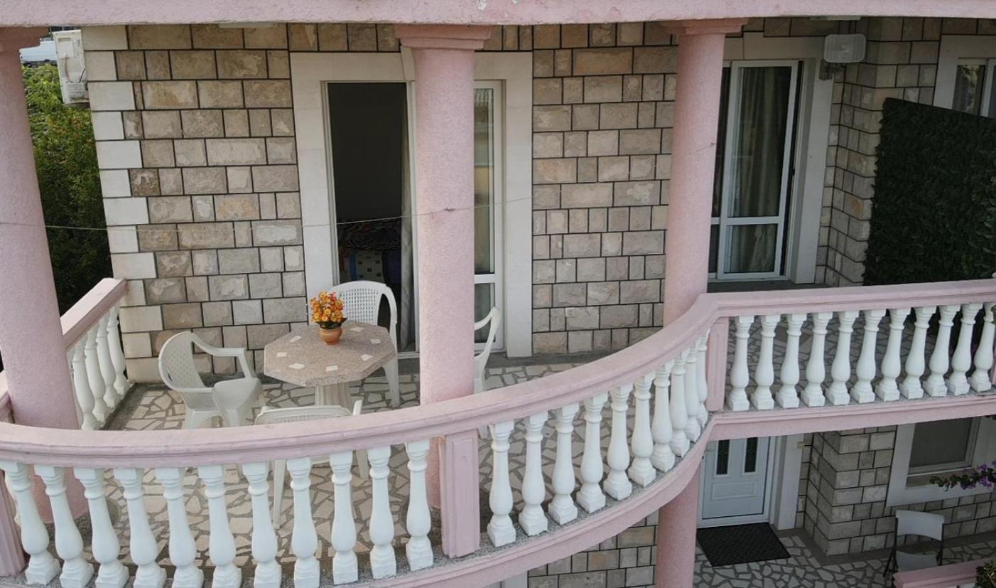 Kurt Apartaments Ulcinj Exterior photo
